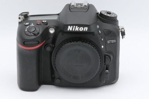 Nikon D7100 Body Only (USED) 