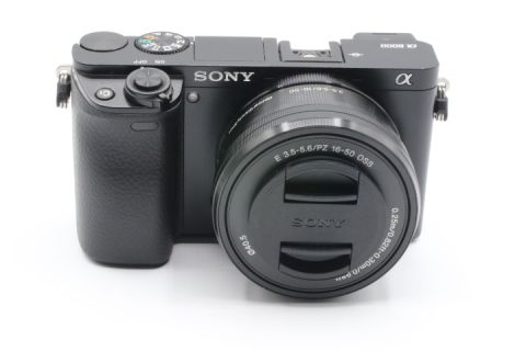 Sony Alpha a6000 w/ 16-50mm lens F/3.5-5.6 (USED)