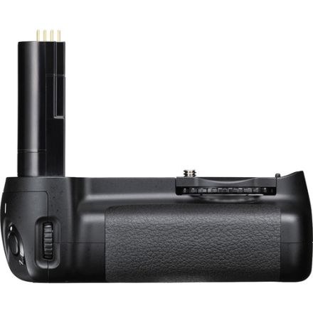 Nikon MB-D80 Multi-Power Battery Pack for D80, D90.