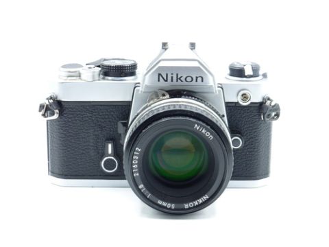 Nikon FM with 50mm F/1.8 Ai (SILVER) (USED)
