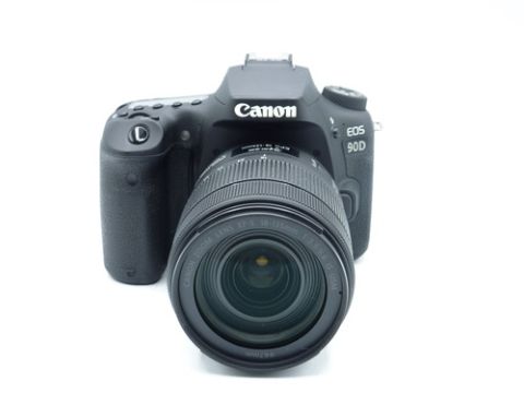 Canon EOS 90D EF-S 18-135mm IS USM (USED)