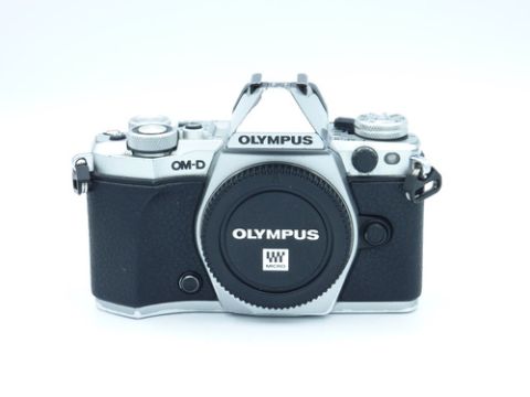 Olympus OM-D E-M5 Mark II Mirrorless Camera (CONSIGNMENT)