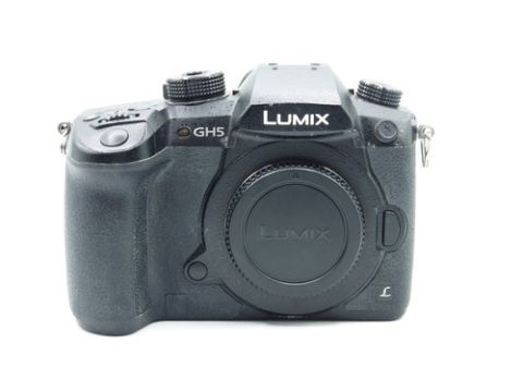 Panasonic Lumix GH5 Mirrorless Camera (USED)
