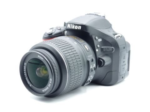 Nikon D5200 with 18-55mm F/3.5-5.6 (USED)