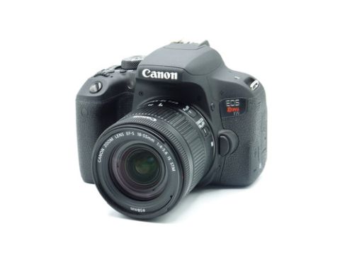Canon EOS Rebel T7i with 18-55mm STM (USED)