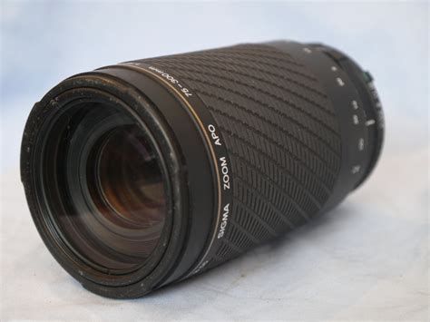 Sigma 75-300mm 4-5.6 APO for Nikon F (USED)