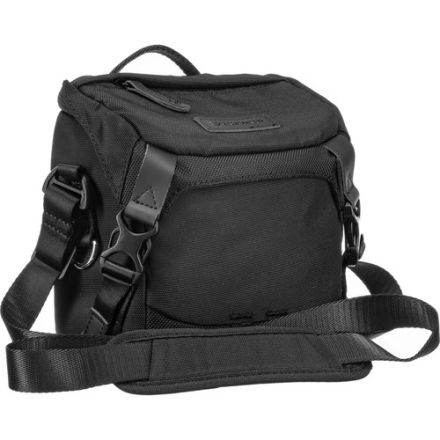 Vanguard VEO GO 15M Camera Shoulder Bag (Black)
