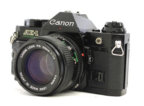 Canon A-1 Black with 50mm F/1.8 FD Lens (USED)